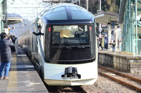 旅立ちと別れの瞬間