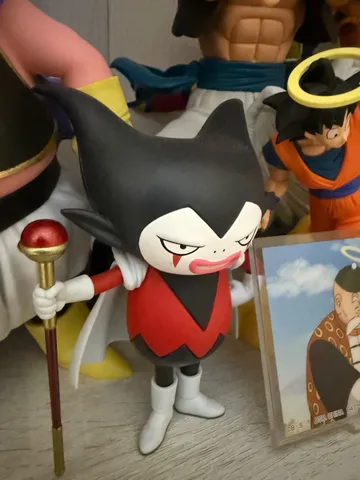 夜のヴィラン風マスコット
