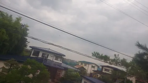 雨がふりそう