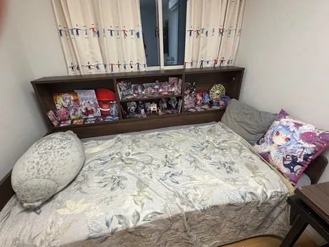 推しに囲まれた安眠空間