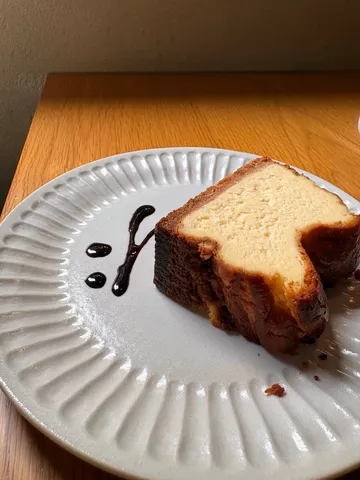 濃厚チーズケーキとソースの芸術