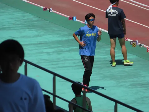 レース場の疾走感と躍動感