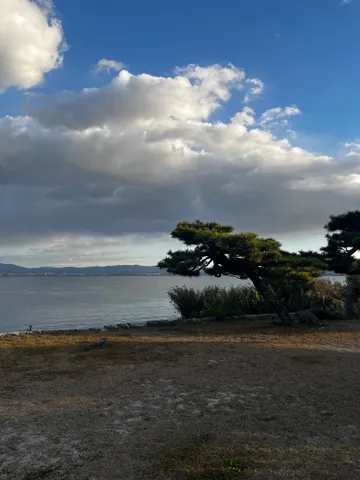 空と海、潮風に吹かれて