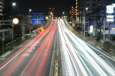 光の川、夜の疾走