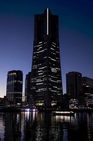 都会の灯りが映える夜景