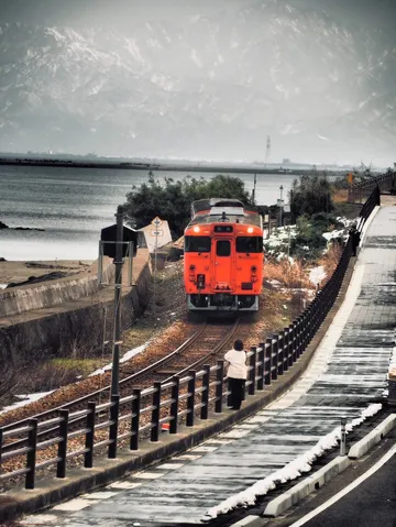 オレンジ列車、見参！