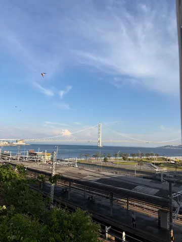 空と海と鉄路の邂逅