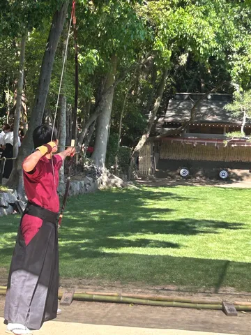 静寂に響く弓声