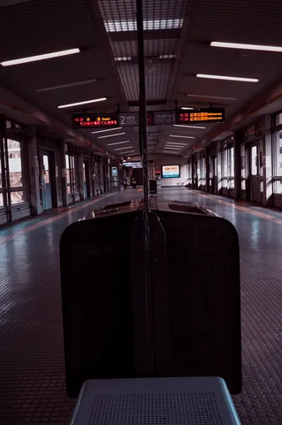 静寂のプラットホーム