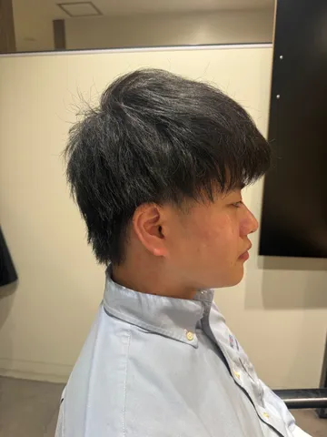 モードな横顔、決まってますね