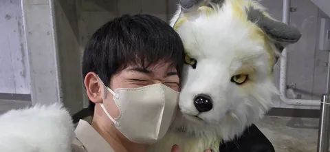 謎のモフモフとキメ顔