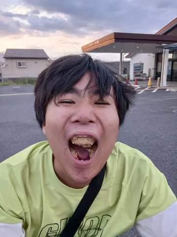 無邪気な瞬間、何が出てくる？