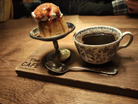 プリン様、ご光臨