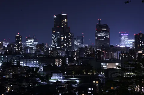 夜景の静かな鼓動