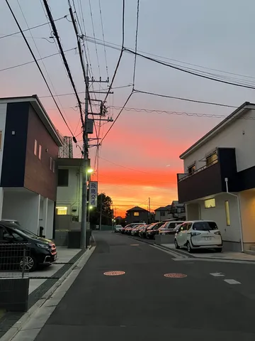 街に燃える、空のグラデーション
