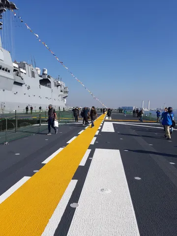 いずもの艦上の非日常