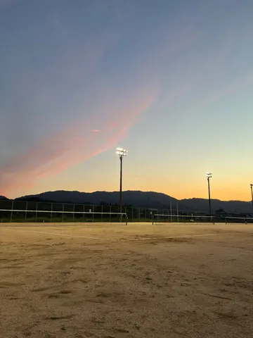 夕焼けコート、プレイボール！