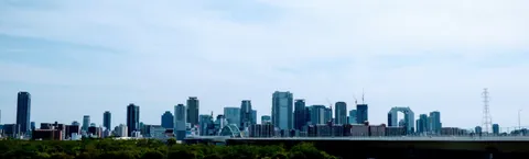 新旧が織りなす都市の鼓動