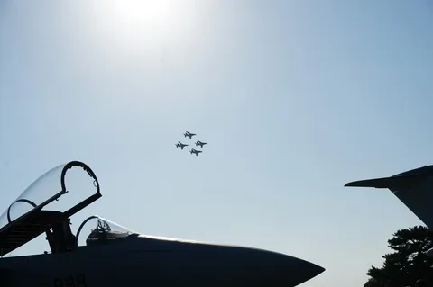 悠久の空、未来への旅立ち