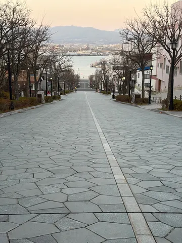 坂道、海、そして街