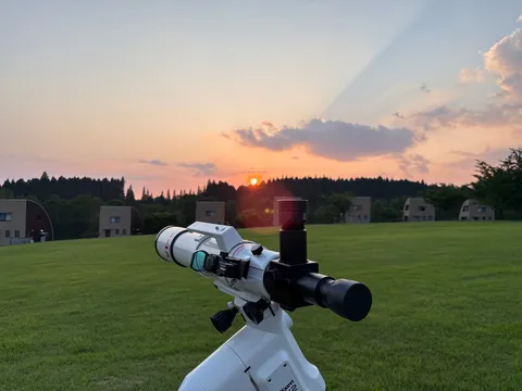 天体観測と夕焼けのグラデーション