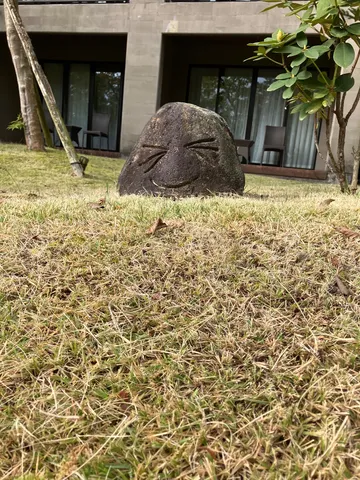 石ころの笑顔にほっこり