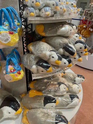 ペンギンたちのゆらゆらワールド
