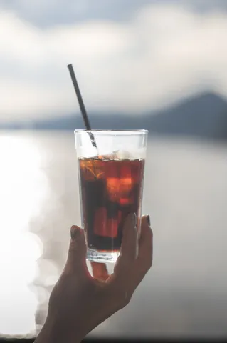 海風とアイスティーの一杯