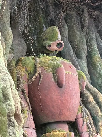 苔むす巨神兵、悠久の時