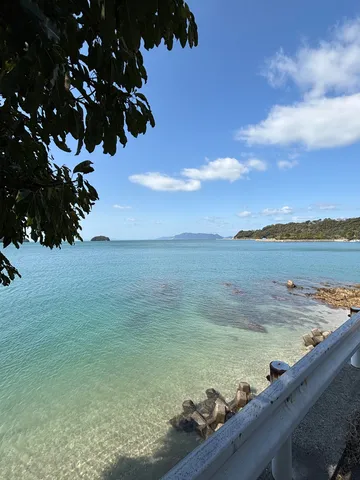 潮風と透明な海の記憶