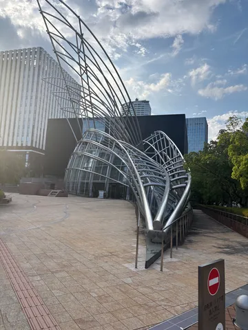 未来都市のオブジェ？