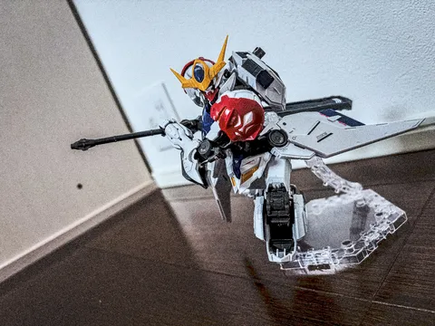 ガンダム、戦場へ！