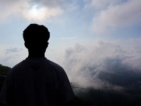 雲海に包まれる息吹