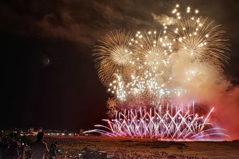 光と色彩の祝祭