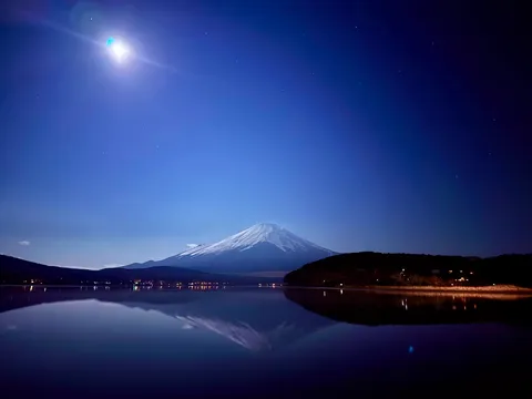 蒼夜に輝く水鏡