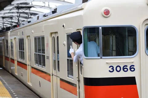 電車からひょっこり指差し確認