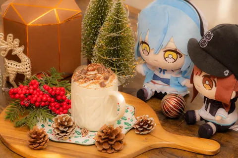 クリスマス気分を満喫する一杯と仲間たち