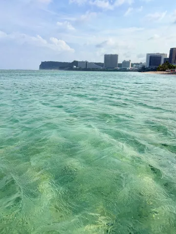 海と街の境界線
