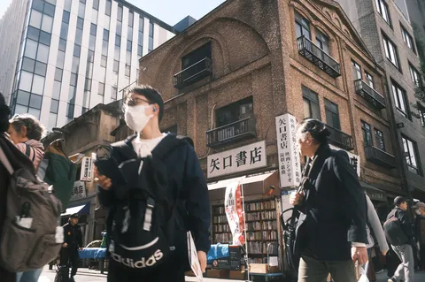 矢口書店と、時代を行く旅人