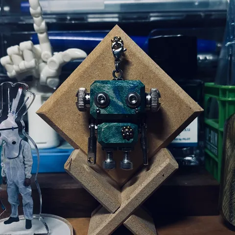 渋い！レトロ風ロボットキーホルダー
