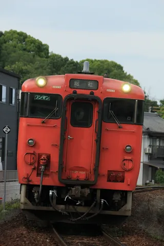 懐かしの単線、ワンマン列車の旅