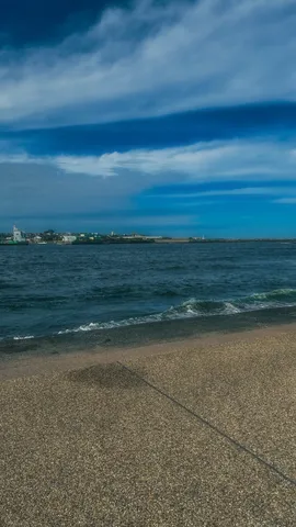 空と海、深く溶け合う