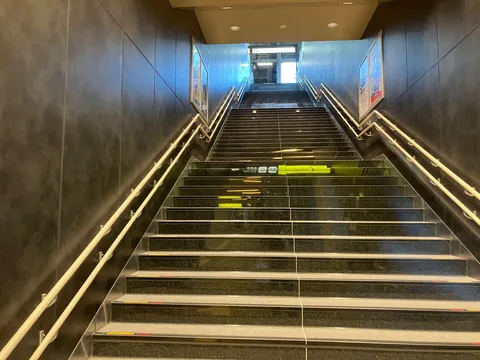 光と影の階段