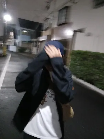 夜道に迷い込んだかのような、ぼんやりとした時間