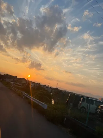 夕焼けと雲のコントラスト