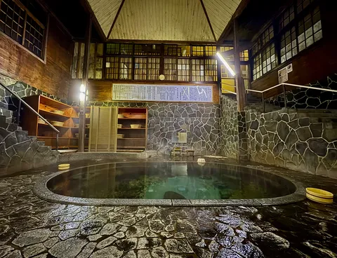 趣ある温泉の佇まい