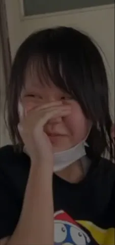 照れ隠しの瞬間