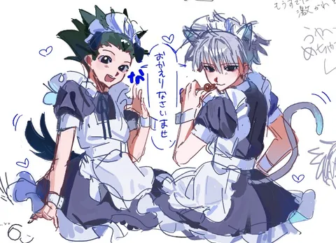 メイド服の二人のキュートな交流