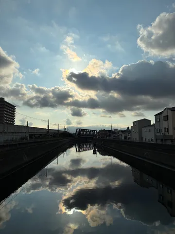 空と水面のシンフォニー