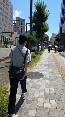 街角のささやかな光景